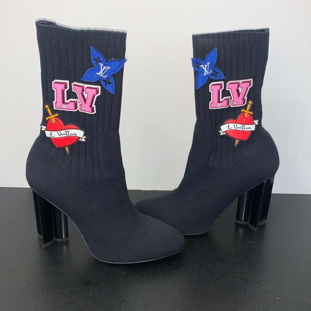 LOUIS VUITTON
Stretch Fabric LV Heart Sock Boots